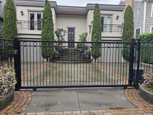 Maintenance tips for keeping driveway gates in good condition